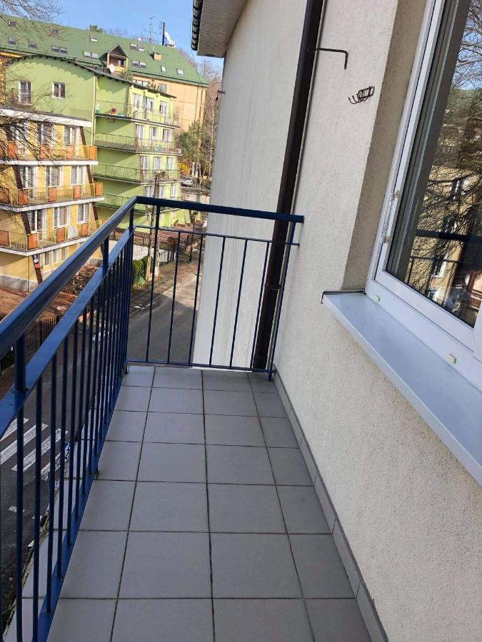 Apartament Przy Kawczej - Pokoj Z Aneksem Kuchennym Miedzyzdroje Exterior photo